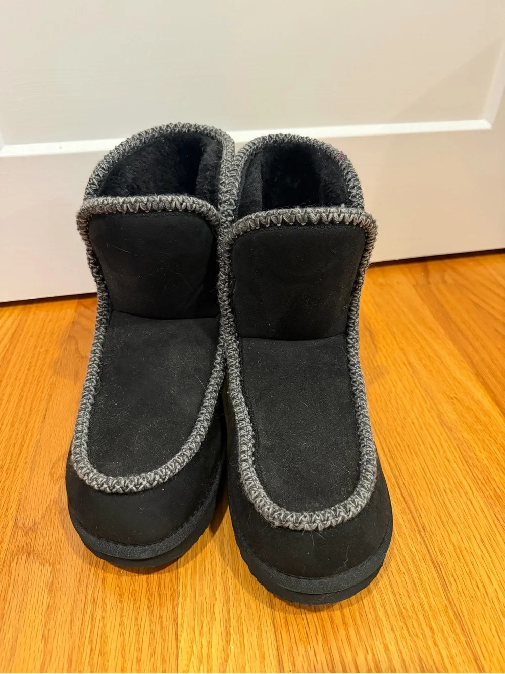 Crown Vintage Black Suede Winter Boots with Gray Trim